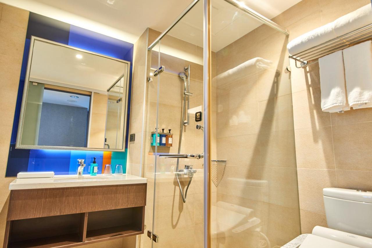 Holiday Inn Express Kaohsiung Love River By Ihg المظهر الخارجي الصورة