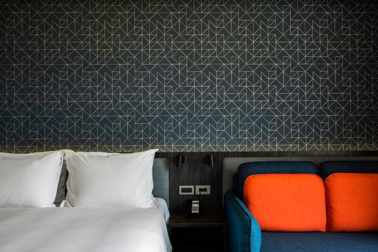 Holiday Inn Express Kaohsiung Love River By Ihg المظهر الخارجي الصورة