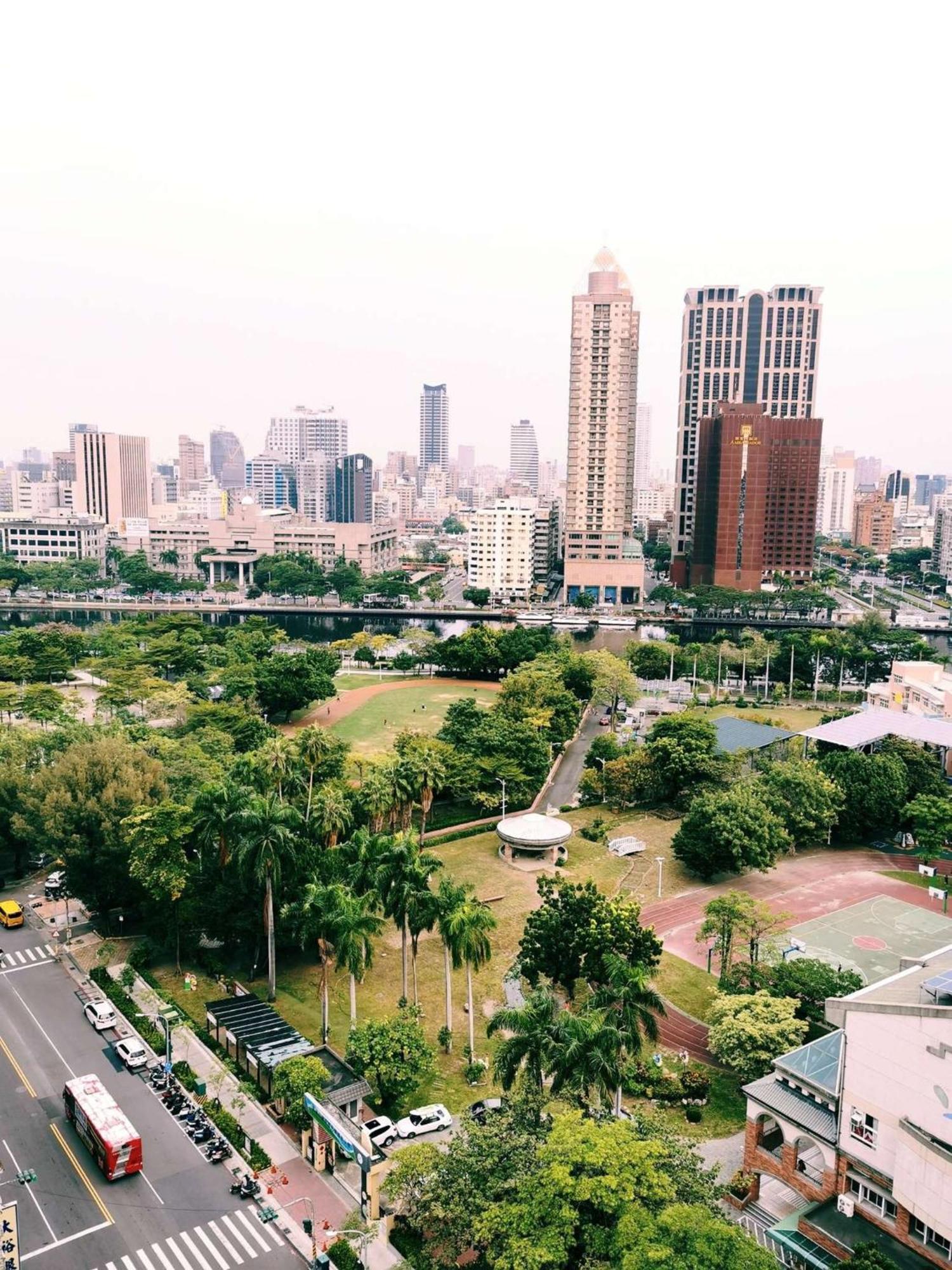 Holiday Inn Express Kaohsiung Love River By Ihg المظهر الخارجي الصورة
